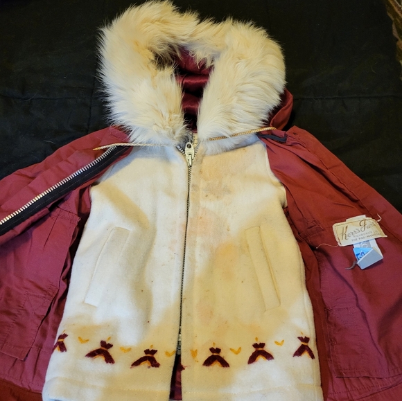 Child's coat - Picture 2 of 4